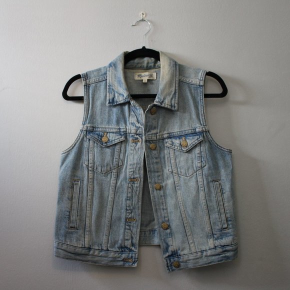 Light Wash Madewell Denim Vest - Picture 1 of 3